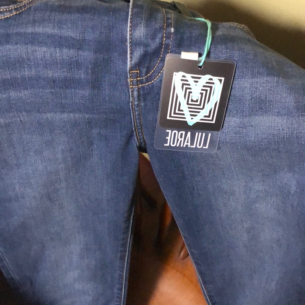 NWT LULAROE JEANS—- final price !
